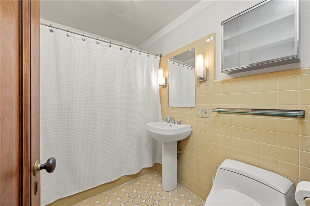 356 Clinton Avenue Clinton Hill Brooklyn NY 11238