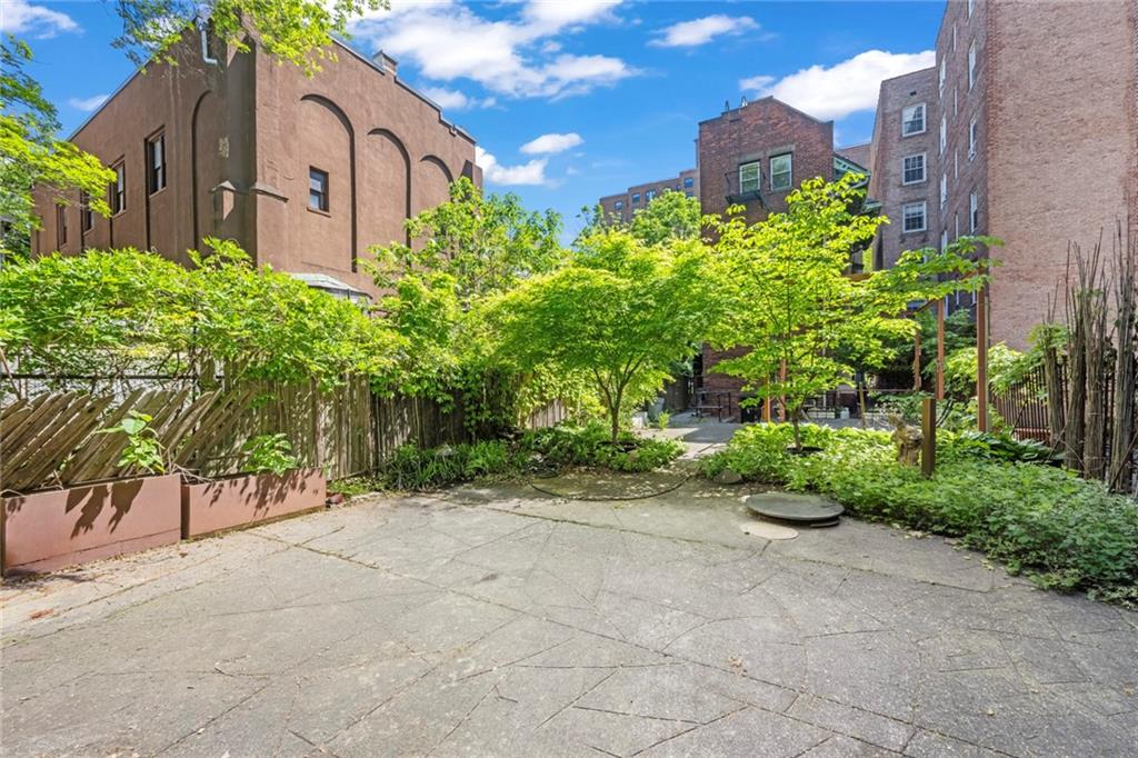 356 Clinton Avenue Clinton Hill Brooklyn NY 11238