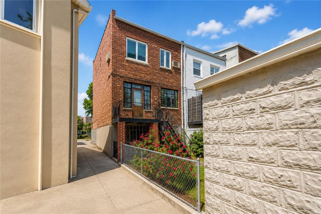 26 Angela Drive Gravesend Brooklyn NY 11223