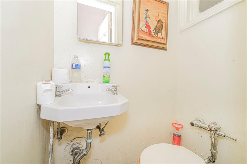 26 Angela Drive Gravesend Brooklyn NY 11223