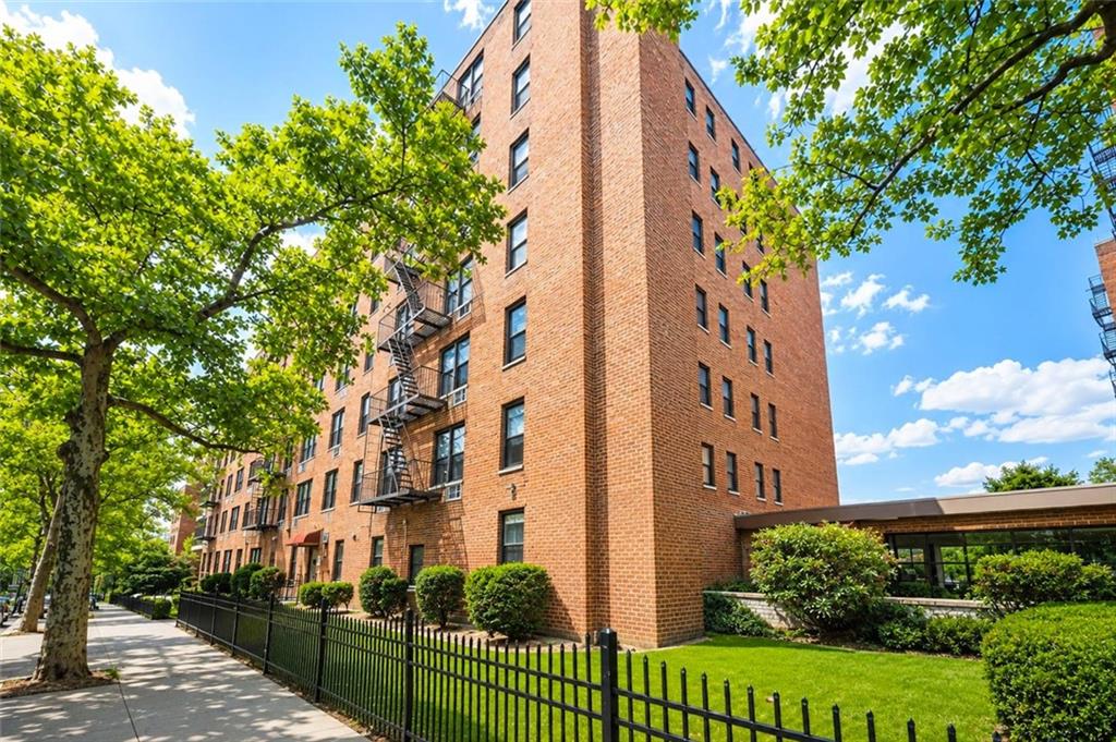 100 Colfax Avenue Grant City Staten Island NY 10306