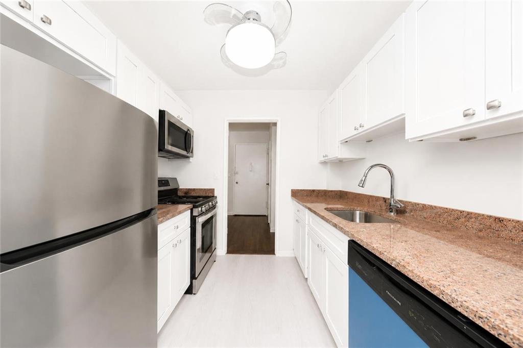 100 Colfax Avenue Grant City Staten Island NY 10306
