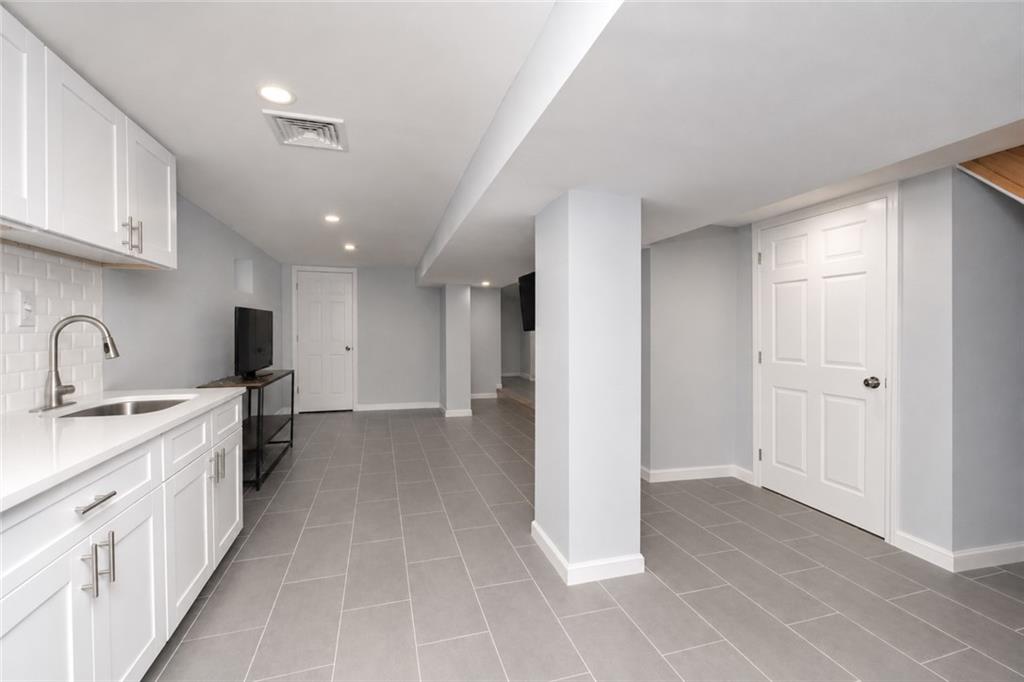 275 East 9th Street Kensington Brooklyn NY 11218