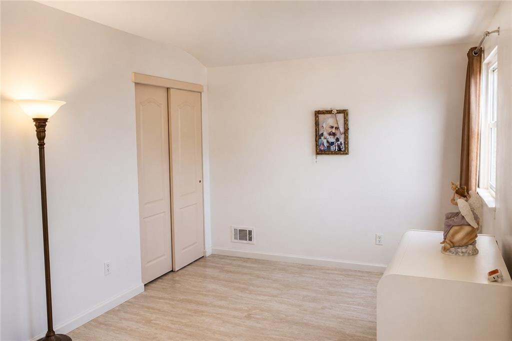 7 Furness Place New Springville Staten Island NY 10314