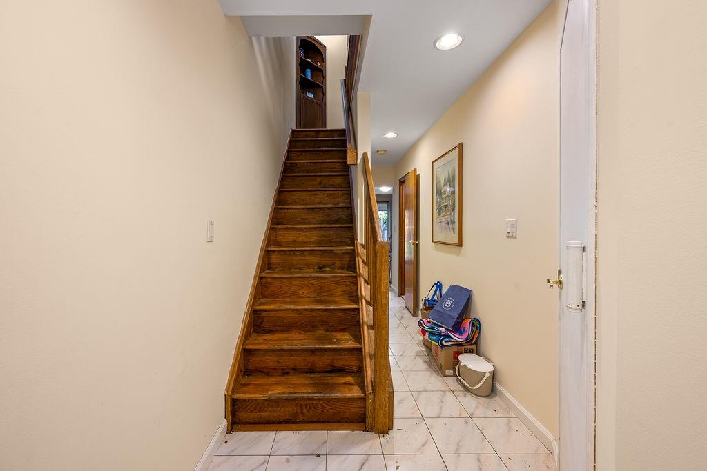 34 Francine Lane Westerleigh Staten Island NY 10314