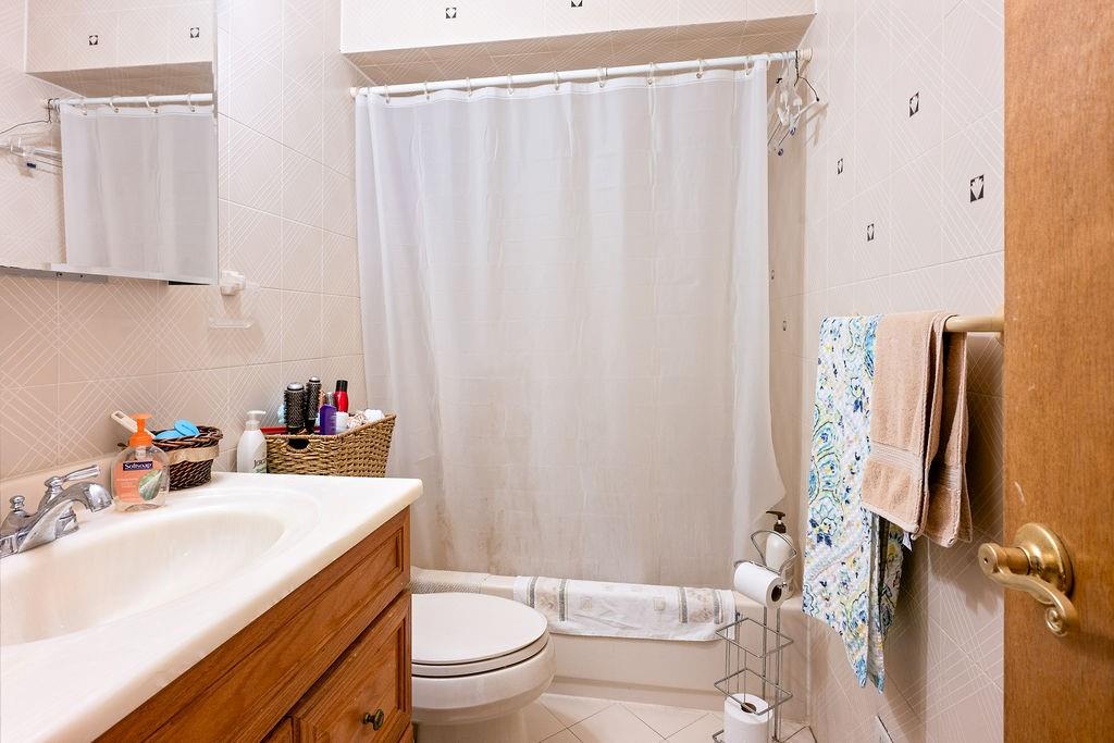 34 Francine Lane Westerleigh Staten Island NY 10314