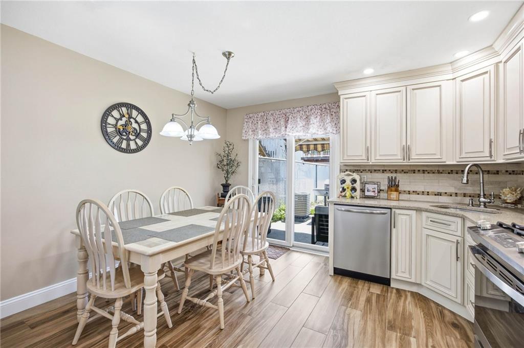 522 Medina Street Oakwood Staten Island NY 10306