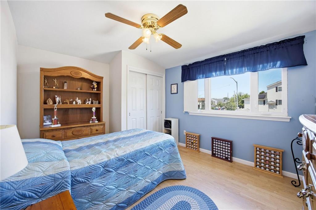 522 Medina Street Oakwood Staten Island NY 10306