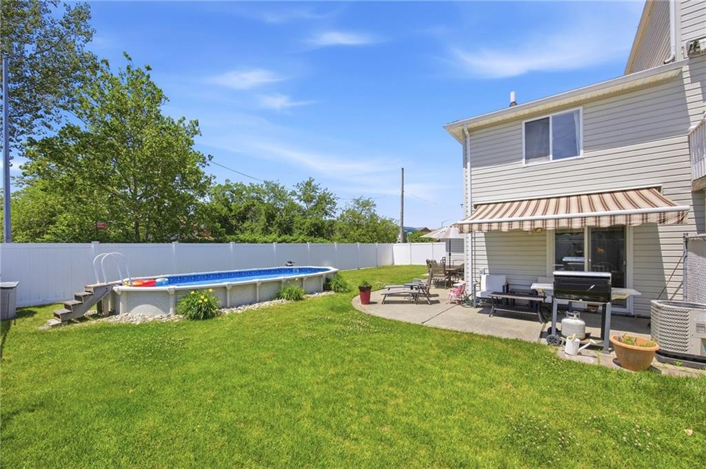 522 Medina Street Oakwood Staten Island NY 10306