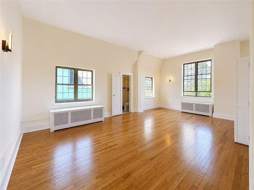48 Tompkins Circle Staten Island NY 10301