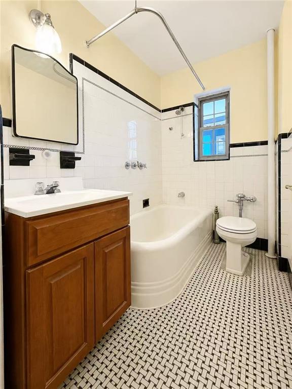 48 Tompkins Circle Staten Island NY 10301