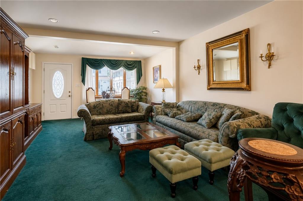 27 Lloyd Court Gravesend Brooklyn NY 11223