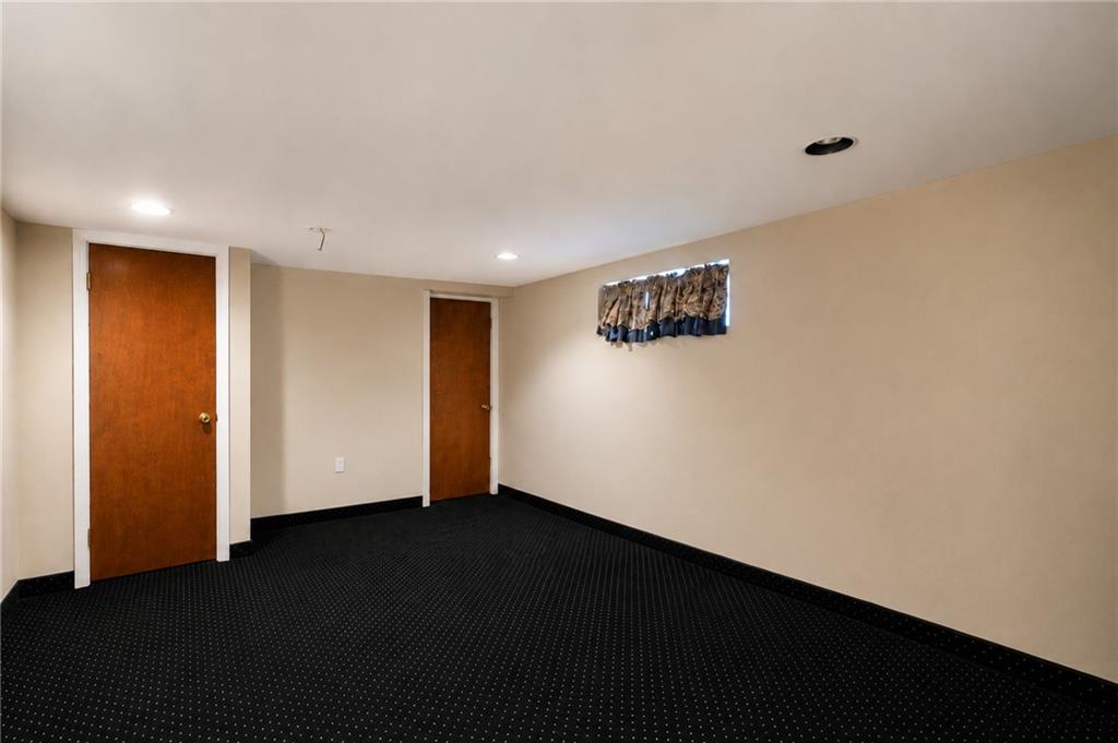 27 Lloyd Court Gravesend Brooklyn NY 11223