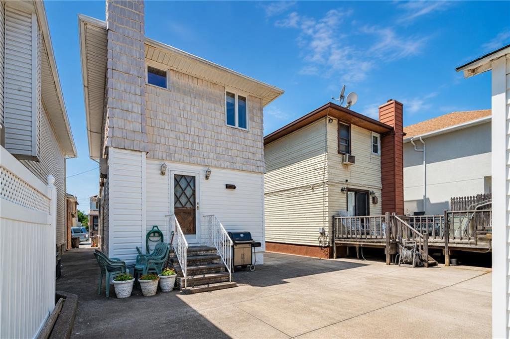 27 Lloyd Court Gravesend Brooklyn NY 11223