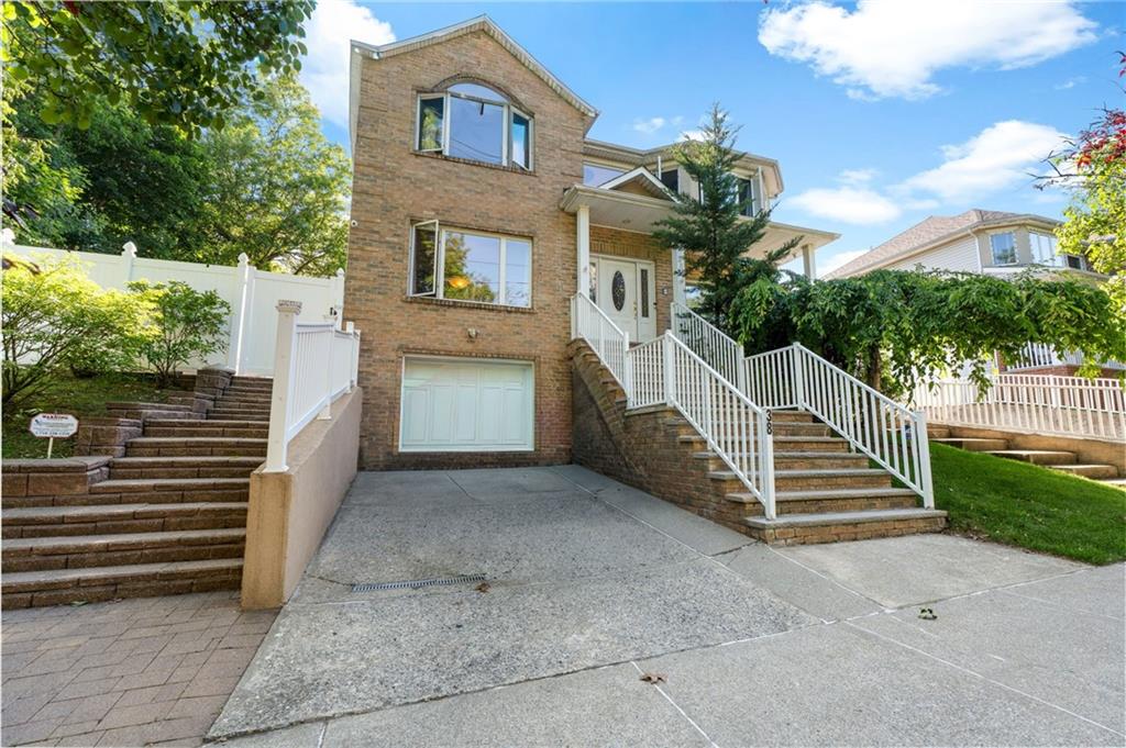 38 Bayview Avenue Prince's Bay Staten Island NY 10309
