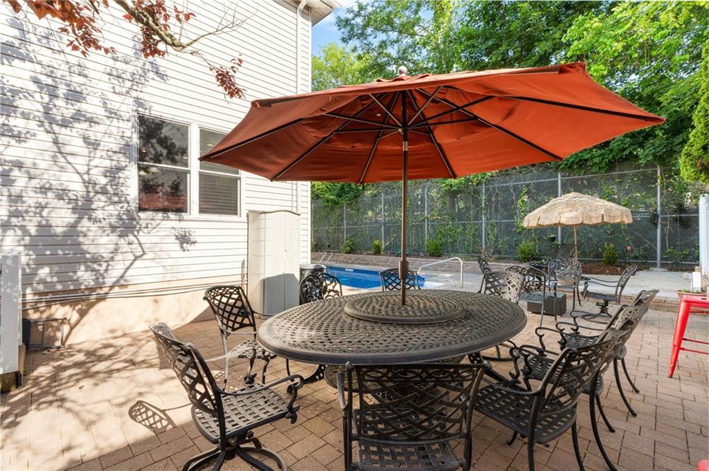 38 Bayview Avenue Prince's Bay Staten Island NY 10309