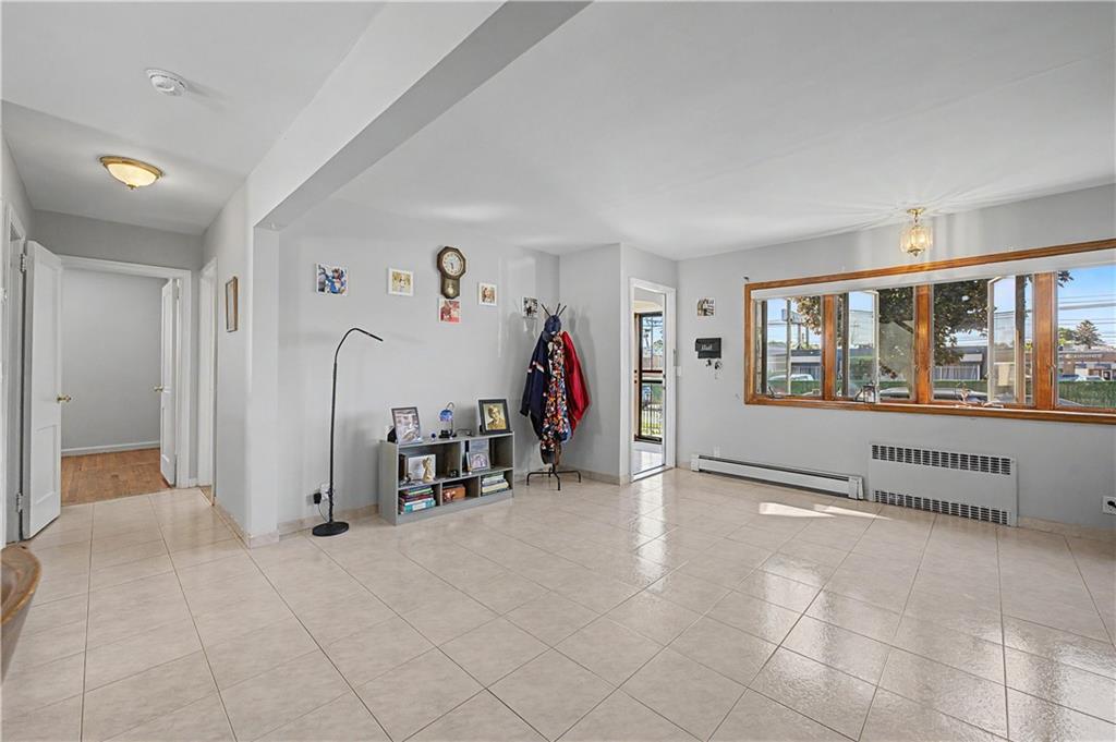 465 Washington Place Out of NYC Mineola NY 11501