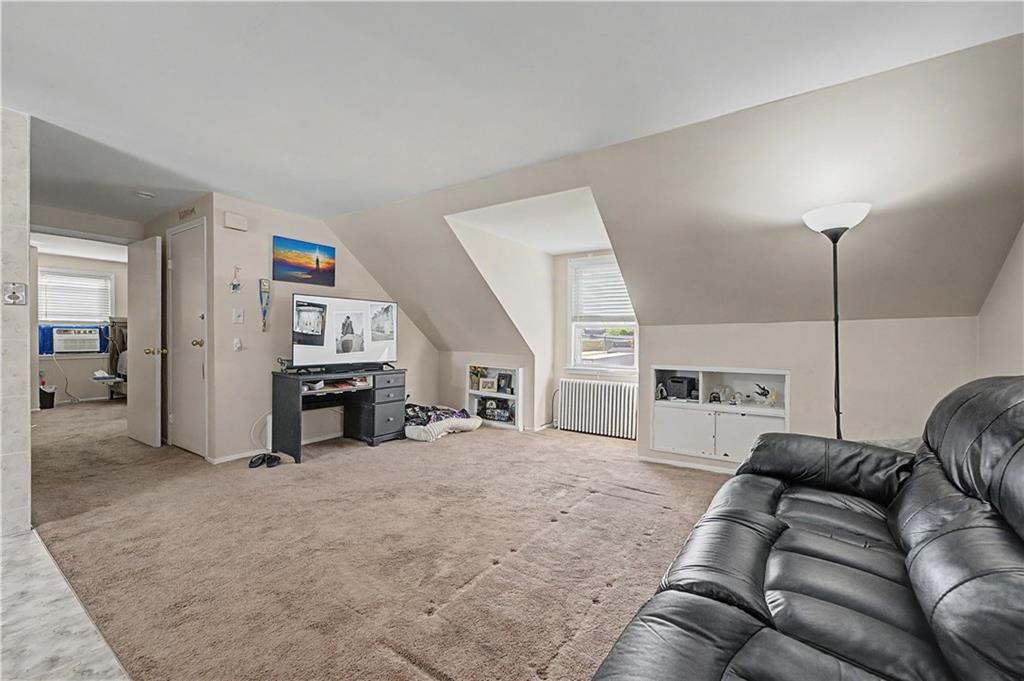 465 Washington Place Out of NYC Mineola NY 11501