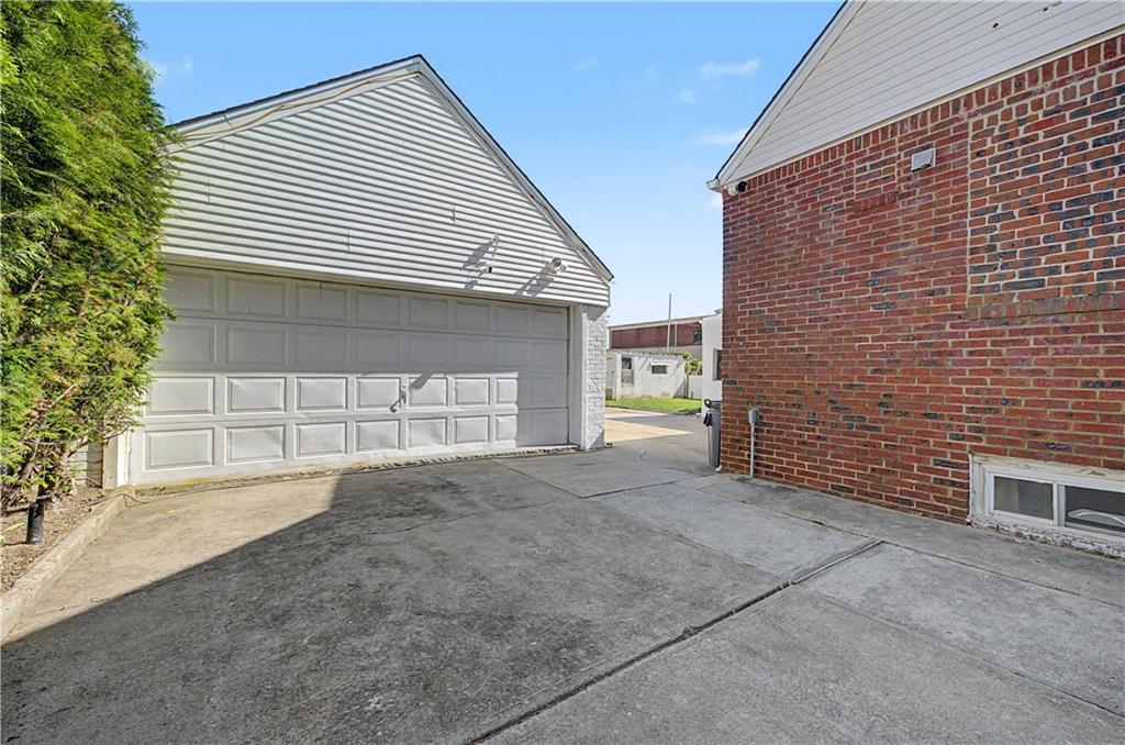 465 Washington Place Out of NYC Mineola NY 11501