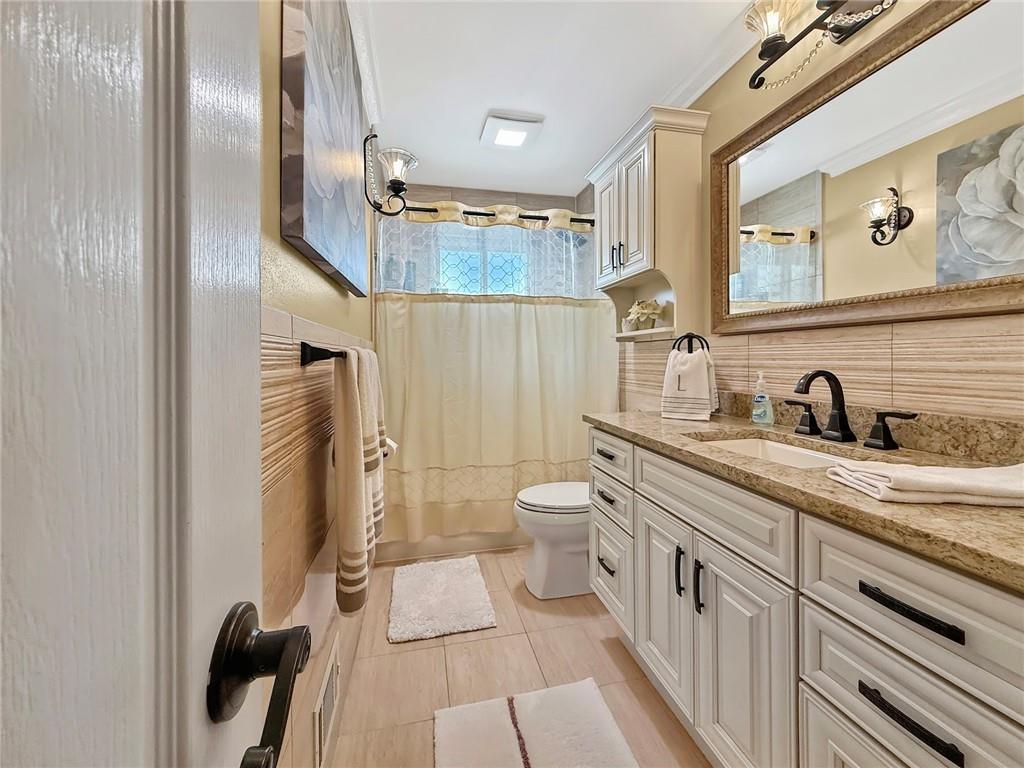 71 Dorval Avenue Arden Heights Staten Island NY 10312