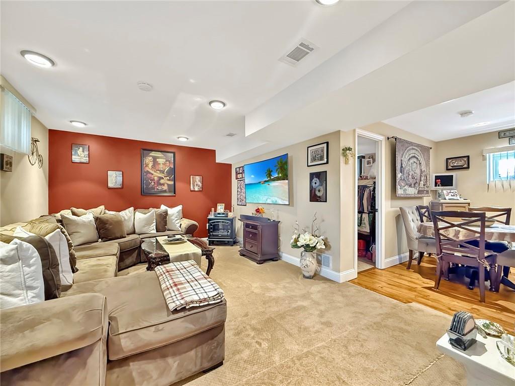 71 Dorval Avenue Arden Heights Staten Island NY 10312