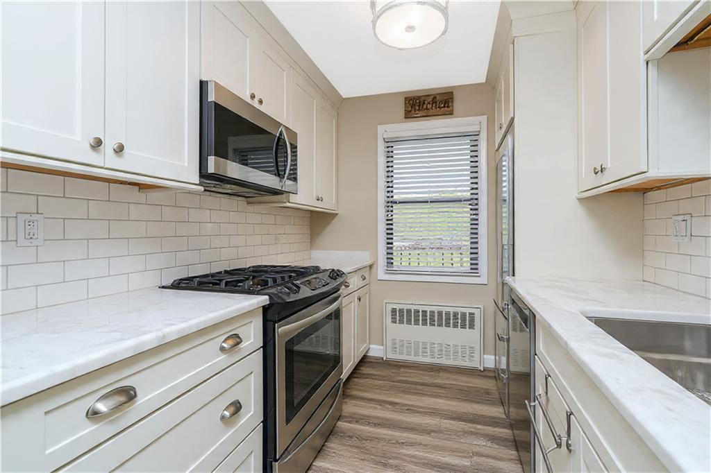 1000 Clove Road Staten Island NY 10301