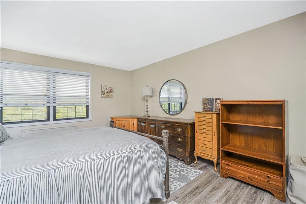 1000 Clove Road Staten Island NY 10301