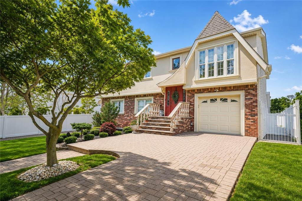 43 Valdemar Avenue Prince's Bay Staten Island NY 10309