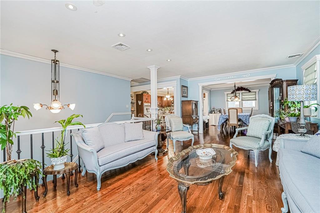 43 Valdemar Avenue Prince's Bay Staten Island NY 10309