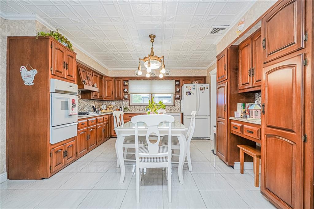 43 Valdemar Avenue Prince's Bay Staten Island NY 10309