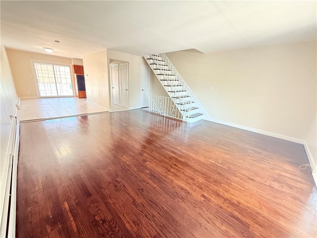 2731 Miles Avenue Throgs Neck Bronx NY 10465