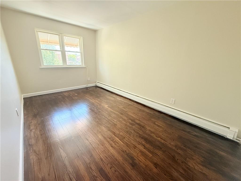 2731 Miles Avenue Throgs Neck Bronx NY 10465