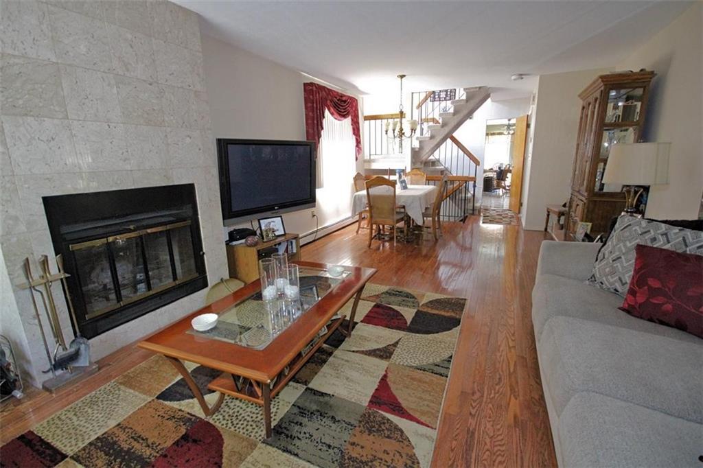26 Blyth Place Richmond Town Staten Island NY 10306