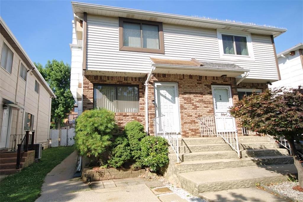 26 Blythe Place Richmond Town Staten Island NY 10306