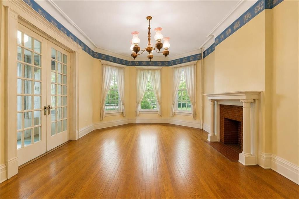 644 East 24th Street Ditmas Park Brooklyn NY 11210