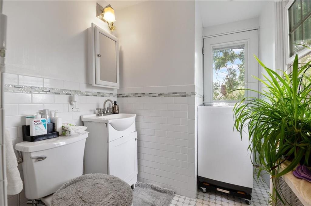644 East 24th Street Ditmas Park Brooklyn NY 11210