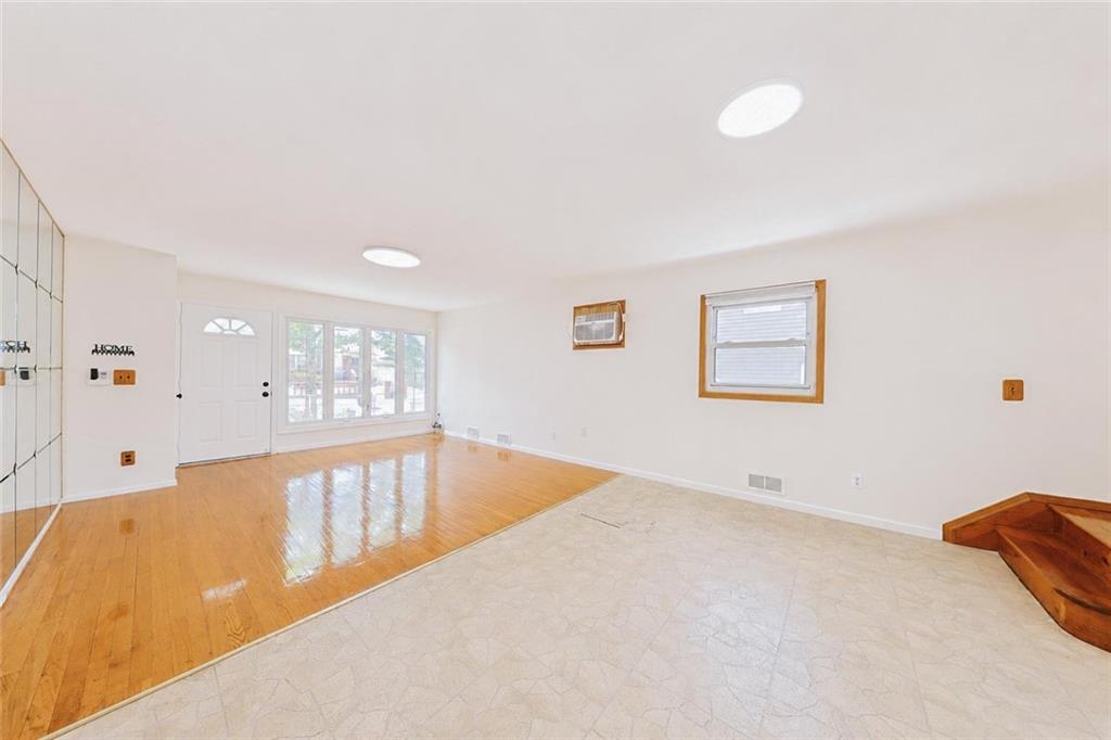 382 Hanover Avenue Concord Staten Island NY 10304