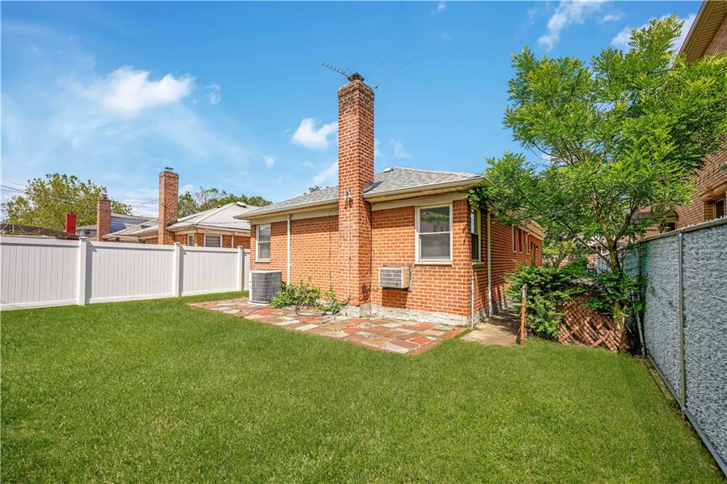 7326 171st Street Hillcrest Fresh Meadows NY 11366