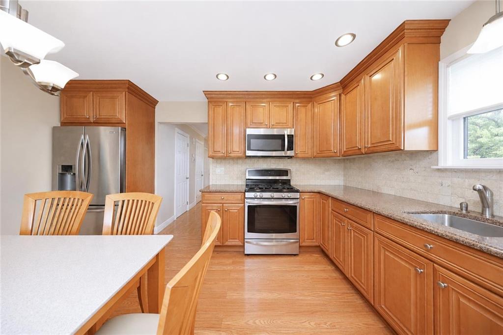 131 Brook Avenue Oakwood Staten Island NY 10306