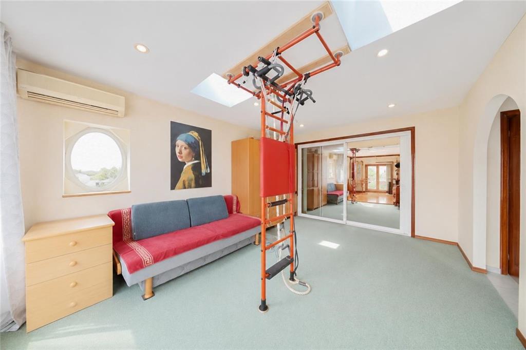 1575 85th Street Dyker Heights Brooklyn NY 11228