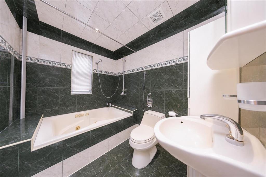 1575 85th Street Dyker Heights Brooklyn NY 11228