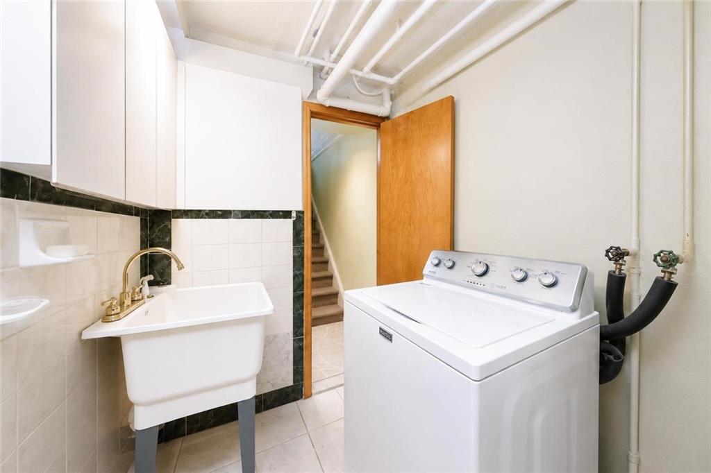 1575 85th Street Dyker Heights Brooklyn NY 11228