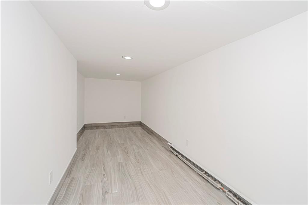 12 Lexington Lane Great Kills Staten Island NY 10308-1561