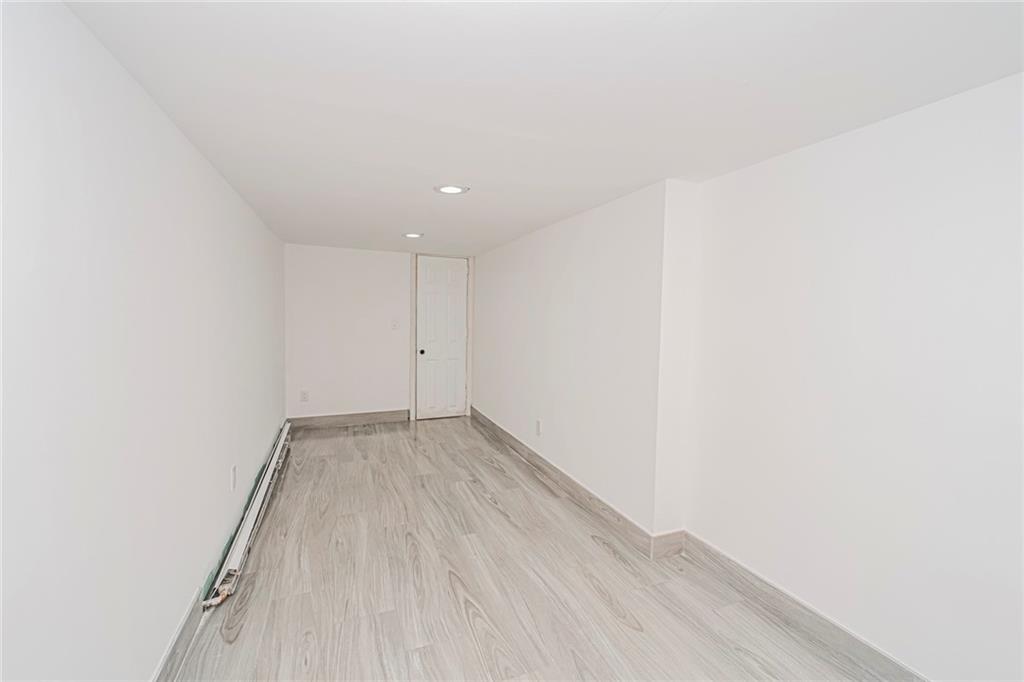 12 Lexington Lane Great Kills Staten Island NY 10308-1561