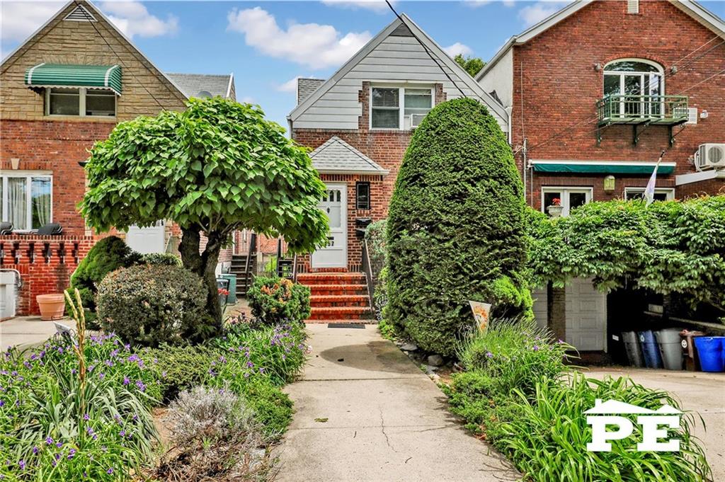 2157 East 33rd Street Marine Park Brooklyn NY 11234
