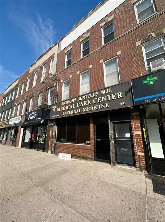 7515 13th Avenue Dyker Heights Brooklyn NY 11220