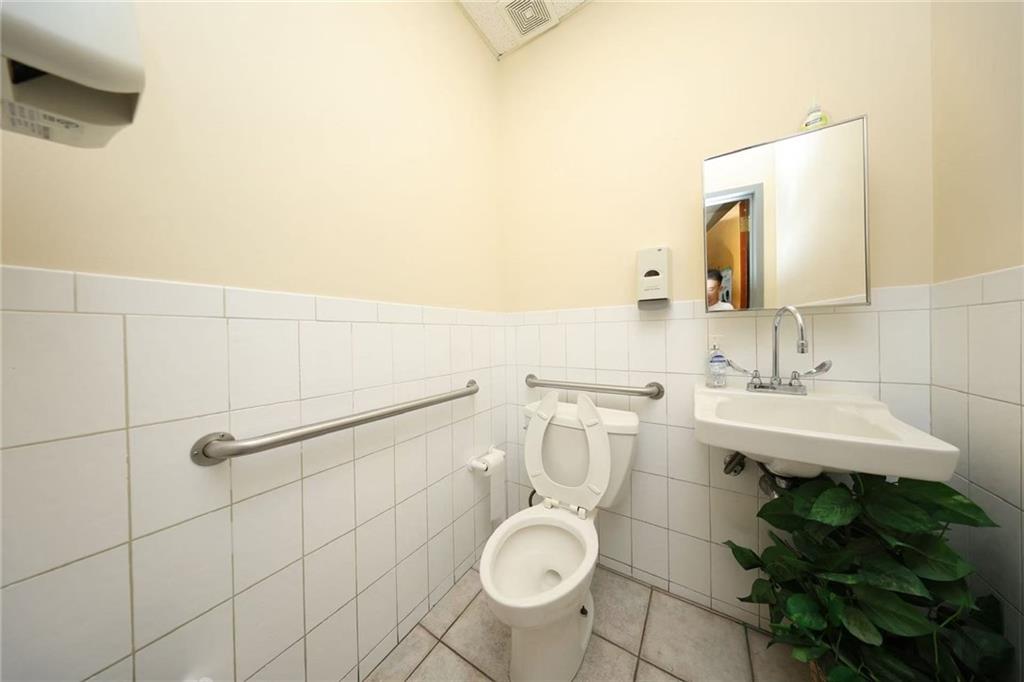 7515 13th Avenue Dyker Heights Brooklyn NY 11220