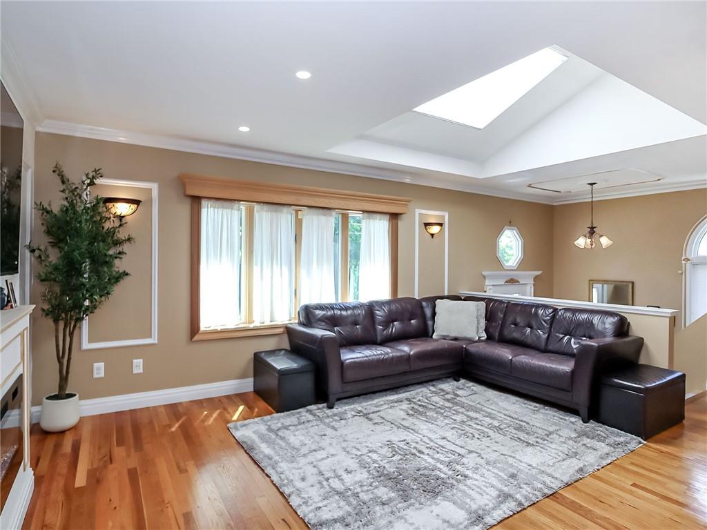 428 Lenevar Avenue Prince's Bay Staten Island NY 10309