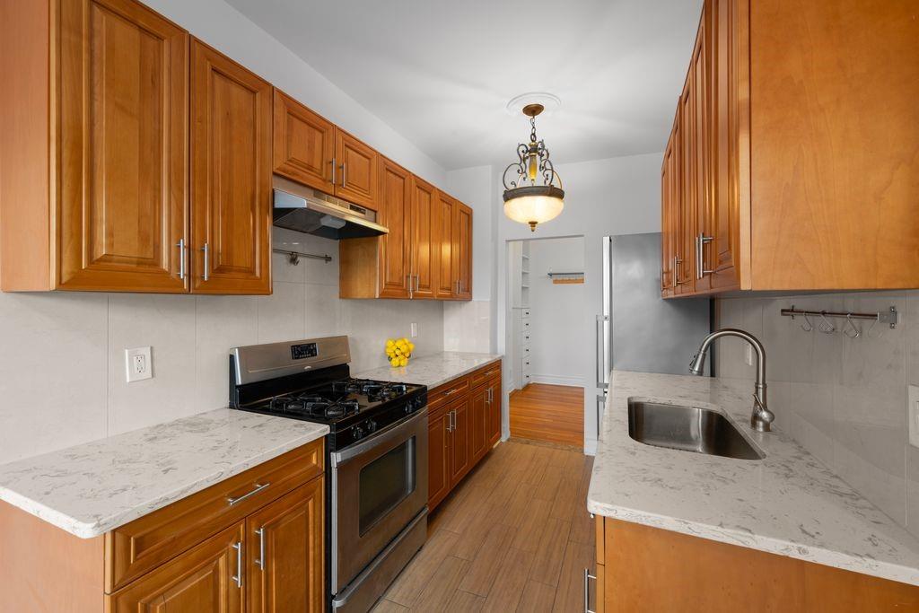 7119 Shore Road Bay Ridge Brooklyn NY 11209