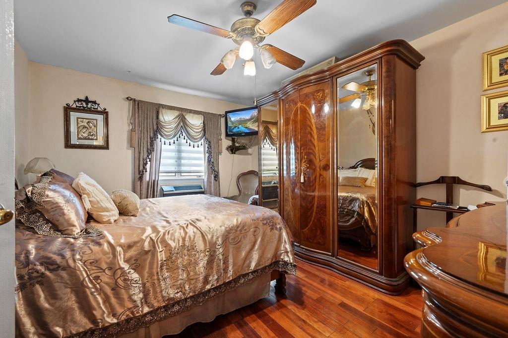 264 Bay 11th Street Bensonhurst Brooklyn NY 11228